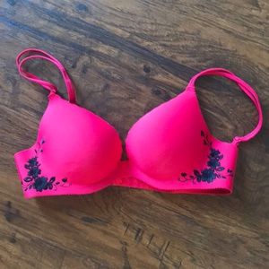 Victoria’s Secret bra